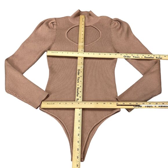 ASTR The Label Bodysuit Womens Large Pink Long Sleeve Cutout Mock Neck Ribbed - Picture 4 of 13